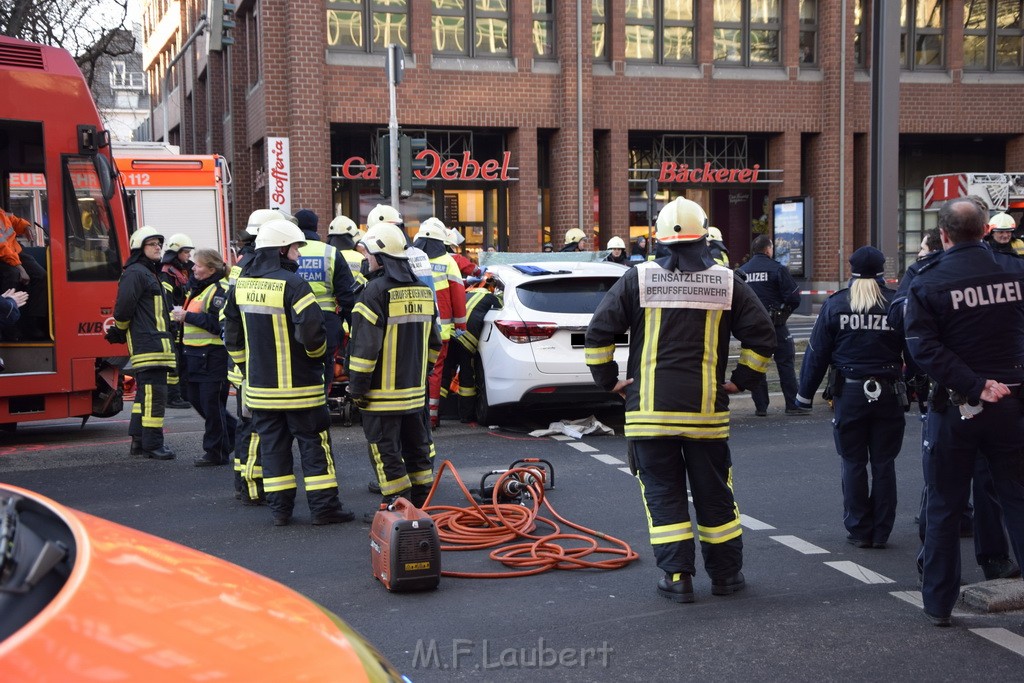 VU PKW Strab Koeln Mitte Pipinenstr Hohestr P005.JPG - Miklos Laubert